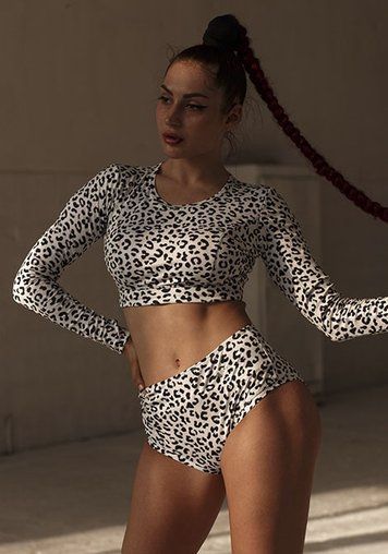 Комплект CLEO ADORE white leopard (рашгард + шорты) 70812 фото