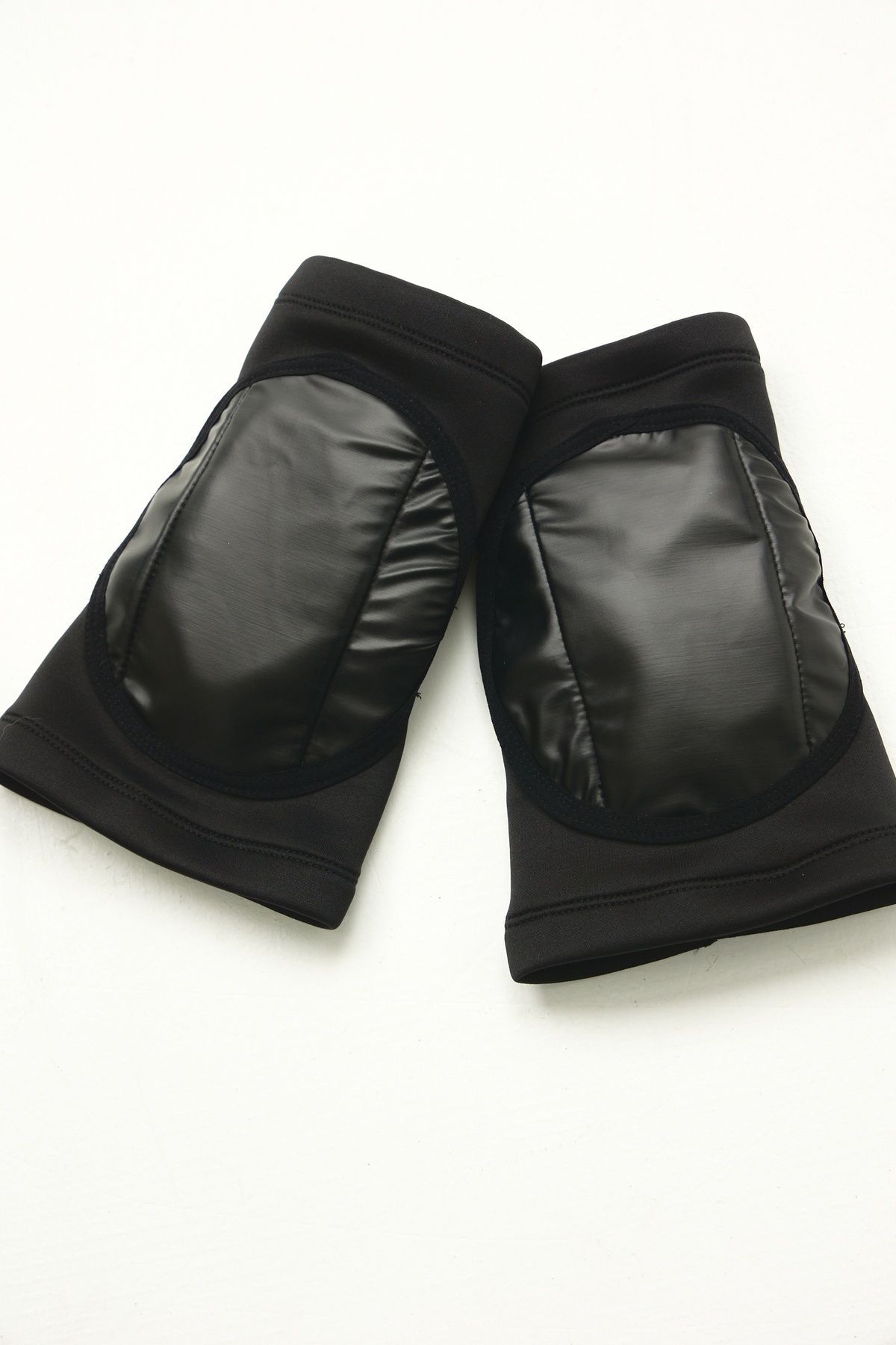 Наколінники black | black supplex skin 1980542 фото