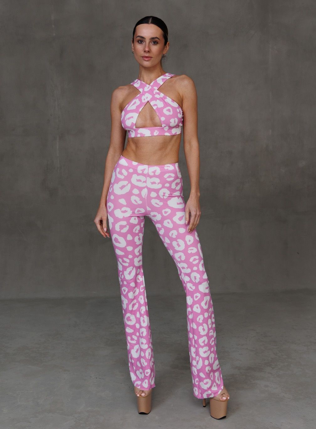 Штаны FLARE pink leopard UPD 1980481 фото