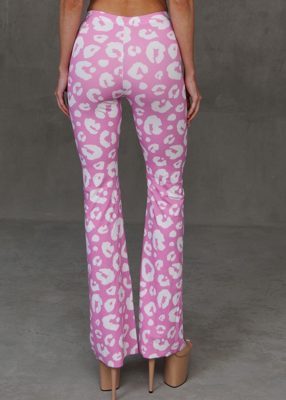 Штаны FLARE pink leopard UPD 1980481 фото